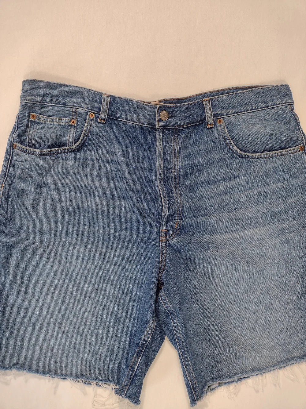 Madewell Button Long Fly Baggy Cuffed Jean Shorts Mifflin Wash Size 33